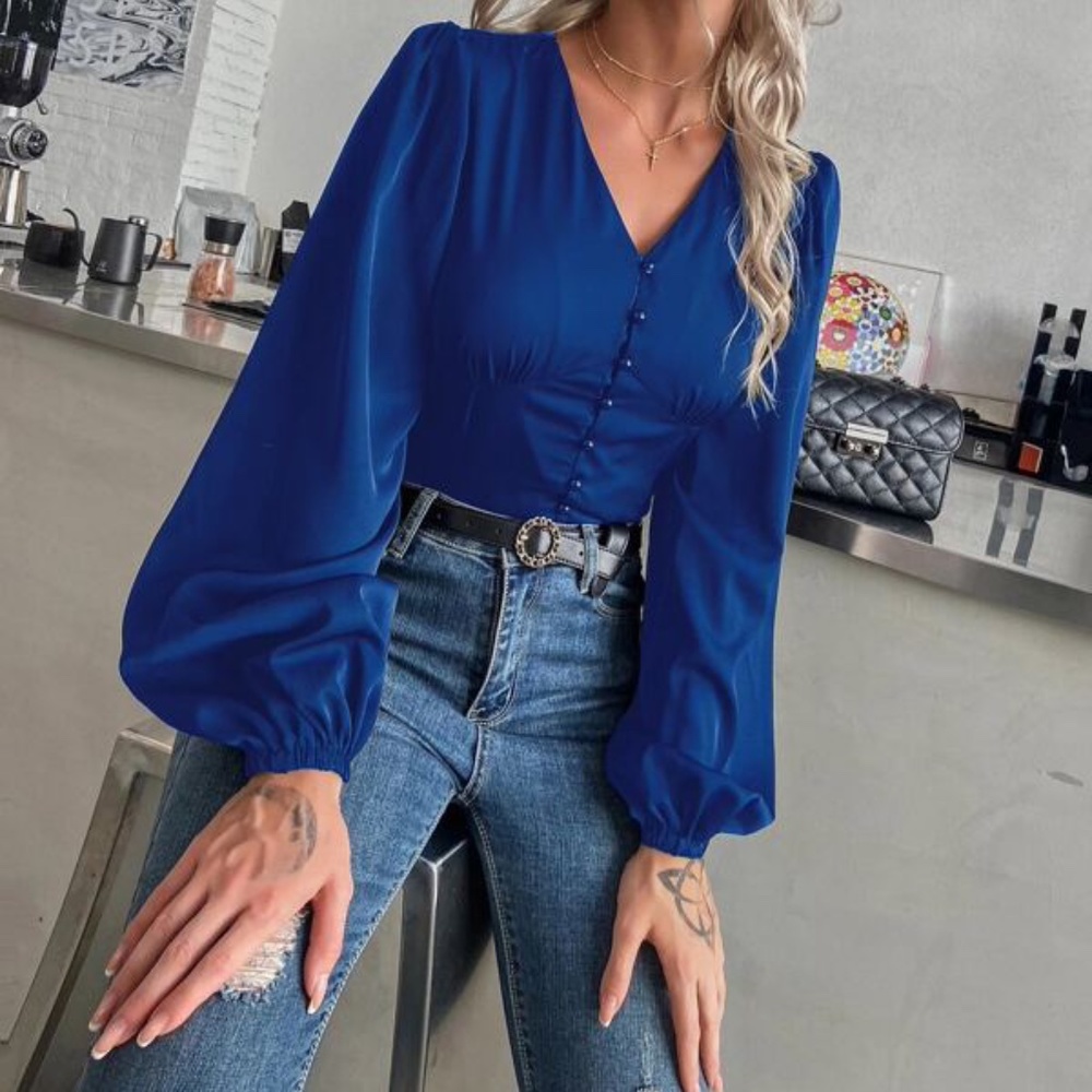 Green V neck button down bishop sleeve blouse Minimalist - Picture 5 of 8